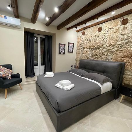 Tommy'S Rooms ปาแลร์โม ภายนอก รูปภาพ